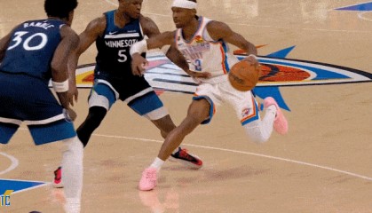 Kaiyun-华子亲手送亚历山大20+！这眼神，是要弑父啊！