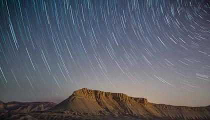 开云登录入口-少打一人！三镇球员阿德里亚诺铲球领到第二张黄牌，被红牌罚下